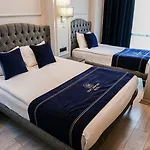 Hotel Airport & Private Trasportation Istanbul Airport-by Loft 3*