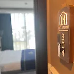 Airport & Private Trasportation Istanbul Airport-by Loft 3*