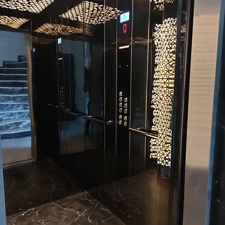Airport & Private Trasportation Istanbul Airport-by Loft Hotell Arnavutkoy