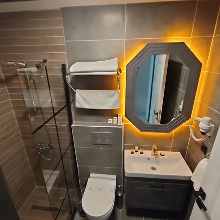 Airport & Private Trasportation Istanbul Airport-by Loft 3*